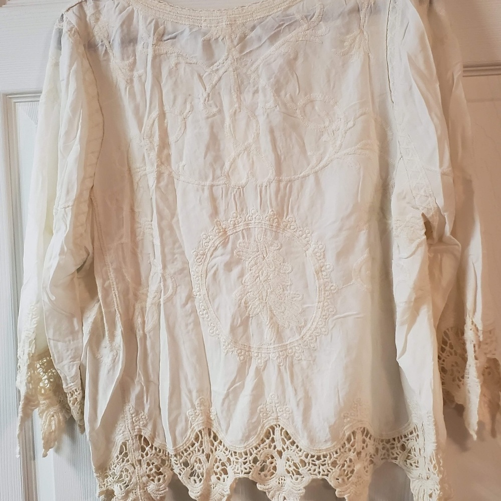 Just Reduced | Boutique boho style top. - Picture 2 of 2